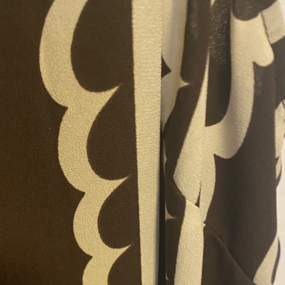 CAbi Brown and Cream Geometric Tank Top - Picture 3 of 5